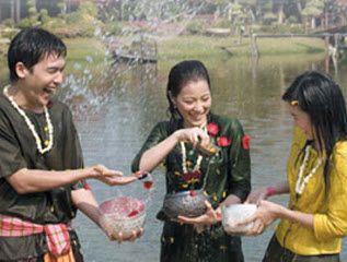 ׺ҹ ʧҹ 2554 Songkran Festival 2011